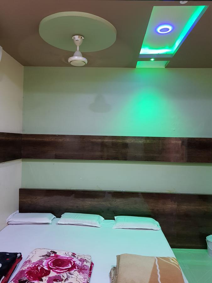 Hotel Shri Radhe Krishna Godarpura Экстерьер фото
